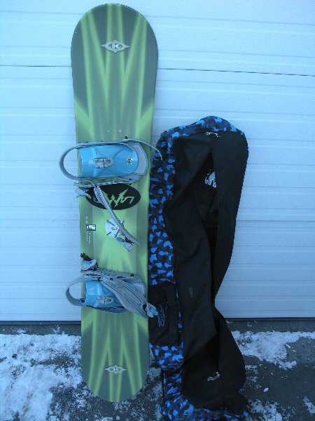 Killer Loop FS 153cm Snowboard /w OTIS Bag & Lamar Bindings