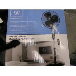 Weather Works Digital Oscilation 3-Blade Fan