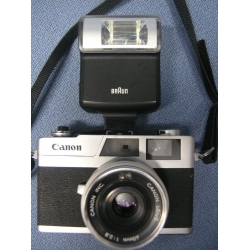 Canon Canonet 28 Film Camera w 17 B Flash & Case