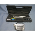 Socket  and 6 piece Wrench Set