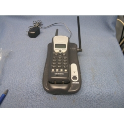 Uniden EXI2246  2.4 GHz Cordless Phone