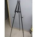 Tripod Easel is Ideal for Travel Purposes