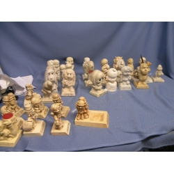 Lot of 30 Vintage Russ Berries Paula Figurines