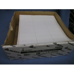 Box of Avery White Dot Matrix Stickers 3.5 x 1.5