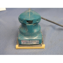Makita BO4510 Finishing Sander