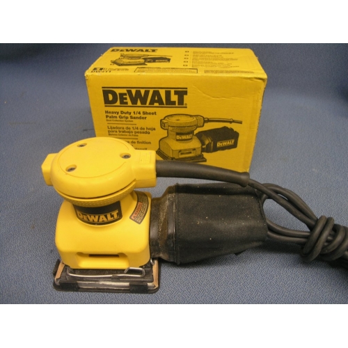 Dewalt palm outlet sander dw411