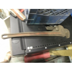 24 in Ridged Pipe Wrench