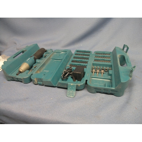 Makita 6092d 2025