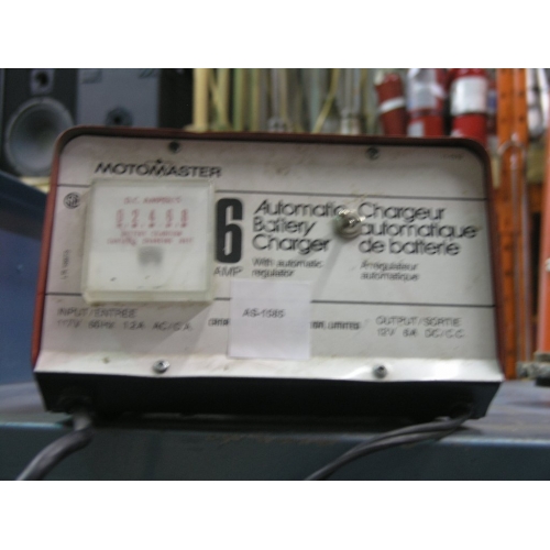 Motomaster automatic cheap battery charger