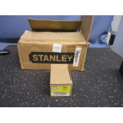 13 Stanley  06-3415 Chrome Hinges box
