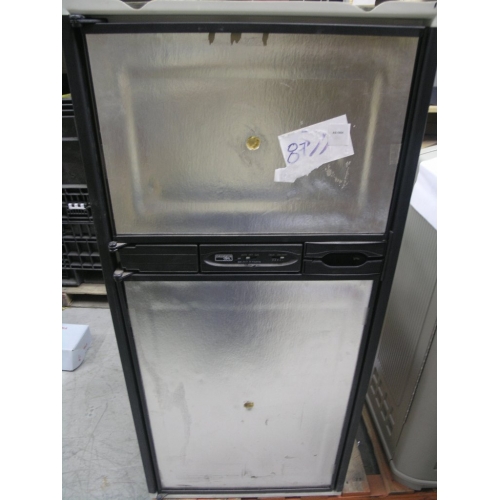Norcold Gas Absorption RV Refrigerator N611F 24.5 x 53 x 23