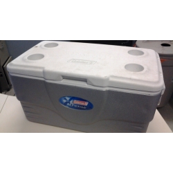 Coleman Xtreme Cooler 34L w/ Water Tap 25" x 13" x 12"