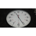 Bates 12/24 Quartz Wall Clock GBC 9847027