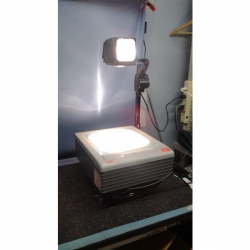 3M 9100 Overhead Projector portable Folding