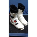 Saloman SX81 Size 330 Ladies Ski Boots