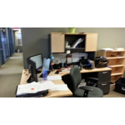 Global Grey / Blonde Office L-Suite Desk w Overhead L & R Hand