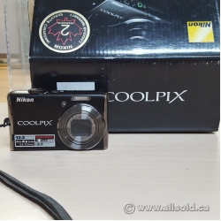 Nikon COOLPIX S620 12.2 Megapixel Digital Compact Camera