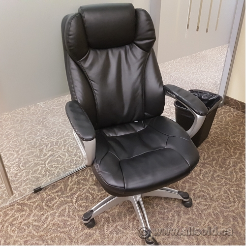 Black High Back Adjustable Meeting Chair With Fixed Arms Allsold