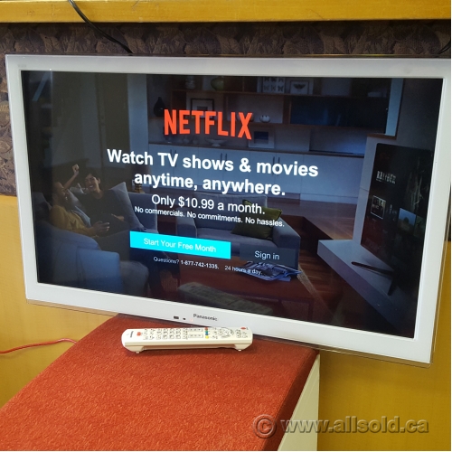 White Panasonic TC-32LEW56 LCD TV 32 HDMI Monitor - Allsold.ca