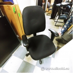 Black Rolling Task Chair w/ Padded Arms