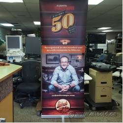 Exhibit Studio Deluxe Trade Show Display Banner w Case 84" x 32"