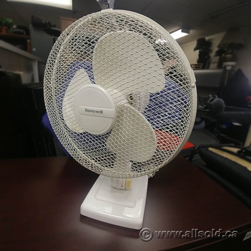 Honeywell Oscillating Desktop Fan Allsold Ca Used Honeywell Oscillating Desktop Fan