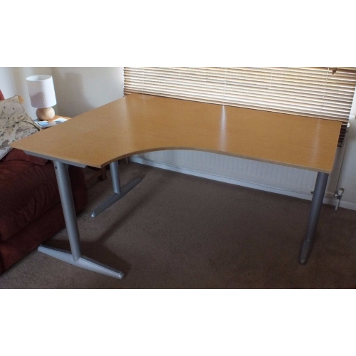 Blonde Ikea Effektiv T Corner Desk Worktable w Curve Runoff End
