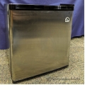 Igloo 1.7 cu ft Stainless Steel Bar Fridge w/ Freezer Shelf Igloo 1.7 cu ft Stainless Steel Bar Fridge w/ Freezer Shelf