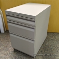 Teknion Tan Rolling 3 Drawer Pedestal Cabinet, Locking