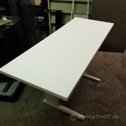 Herman Miller White Surface for Desk/Table, 60 x 23 x 1.25 in.