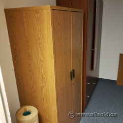 Medium Oak 2 Door Wardrobe Storage Cabinet w/ Adjustable Shelves