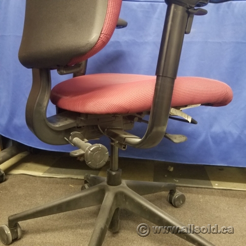 Red Turnstone Crew Office Task Chair by Steelcase Allsold