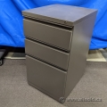 Meridian Grey 3 Drawer Box Box File Rolling Pedestal, Locking