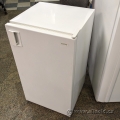 Sanyo White Mini Bar Fridge apx. 3.2 cu. ft.