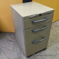 Knoll Beige 3 Drawer Rolling Pedestal Cabinet