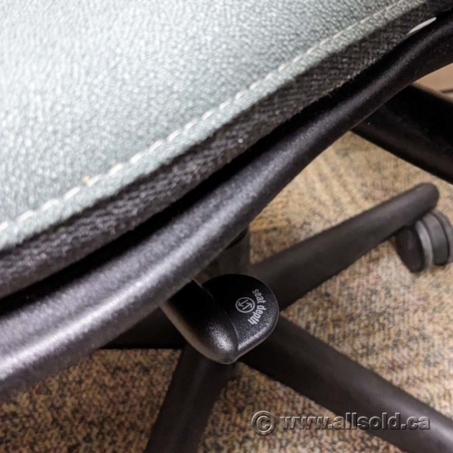 Steelcase Leap 462 Series Adjustable Ergonomic Task Chair