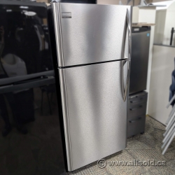 Frigidaire Gallery 18 Cu. Ft. Top Freezer Fridge Refrigerator Frigidaire Gallery 18 Cu. Ft. Top Freezer Fridge Refrigerator