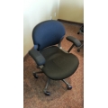 Herman Miller Black Cloth Rolling Task Chair Arms Darnel Castors