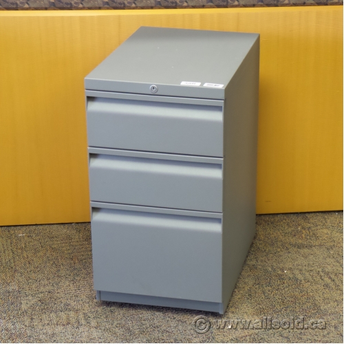Teknion Grey 3 Drawer Box Box File Rolling Pedestal Locking