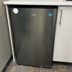 Danby 4.4 cu.ft. Spotless Steel Compact Under Counter Bar Fridge