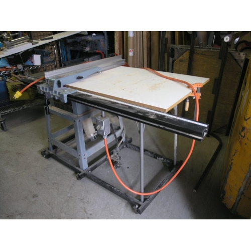 Delta 10" Contractors Table Saw w/ Delta Unifence Guide Allsold.ca