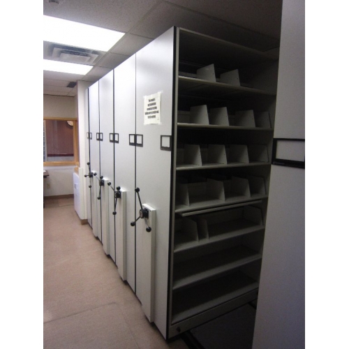 Used Metal Storage Cabinet >> Space Saver Rolling File System 42" - Allsold.ca - Buy ... Used Metal Storage Cabinet >> Space Saver Rolling File System 42" - Allsold.ca - Buy ...