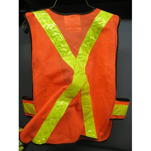 Lot of 4 Mesh Reflective Safety Traffic Vests Allsold.ca Buy & Sell