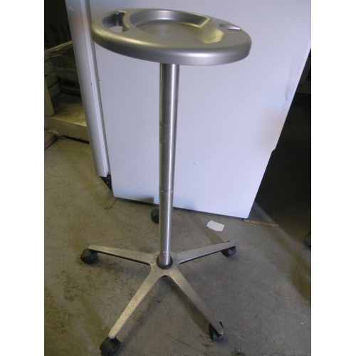34 Tall Grey Rolling Spawhite Nail Tray Cart Allsold.ca Buy & Sell