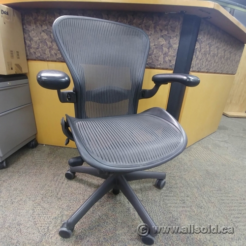Herman Miller Aeron "B Size" All Mesh Ergonomic Task Chair Allsold.ca