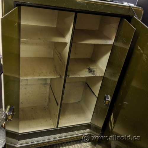 Toronto Safe Works, J. & J. Taylor Vintage Combination Safe Allsold.ca Buy & Sell Used Toronto Safe Works, J. & J. Taylor Vintage Combination Safe Allsold.ca Buy & Sell Used