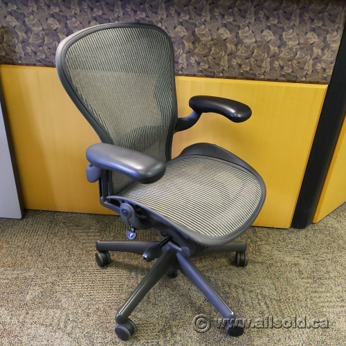 Herman Miller Aeron "B Size" Mesh Ergonomic Task Chair Allsold.ca