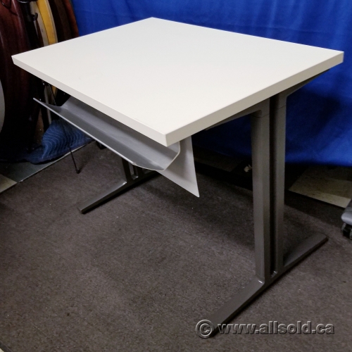 Herman Miller White Training Table w/ Privacy Screen 36" x 24" Allsold.ca Buy & Sell Used
