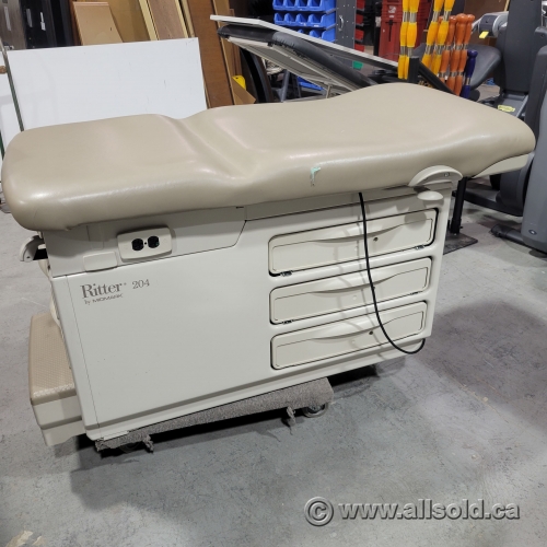 Beige Ritter 204 Manual Examination Table - Allsold.ca - Buy & Sell
