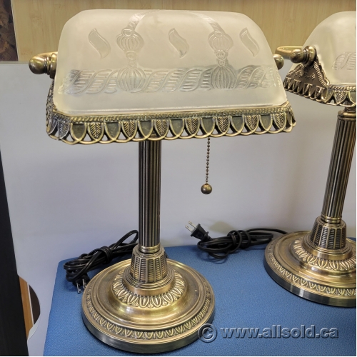 Antique Style Bankers Desk Lamp w/ Frosted Glass Shade Allsold.ca
